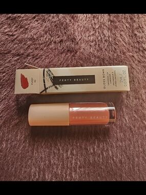 Fenty Beauty Gloss Bomb Lip Luminizer Travel Size FU$$Y $15 NIB